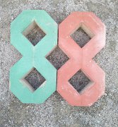 2018年的广场路面榴莲视频下载安装是什么样的